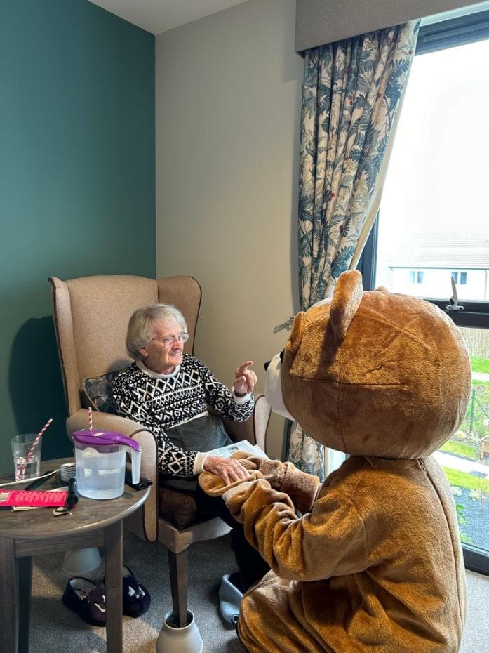 teddy-bear-with-residents-2